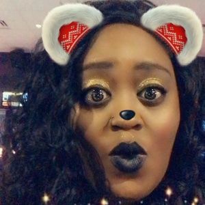 Meet your Posher, Kendra